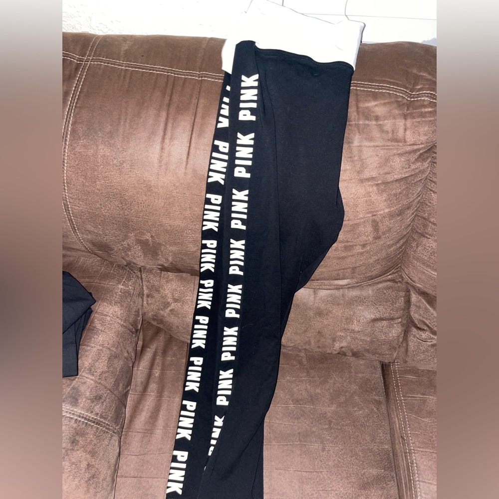 PINK Leggings